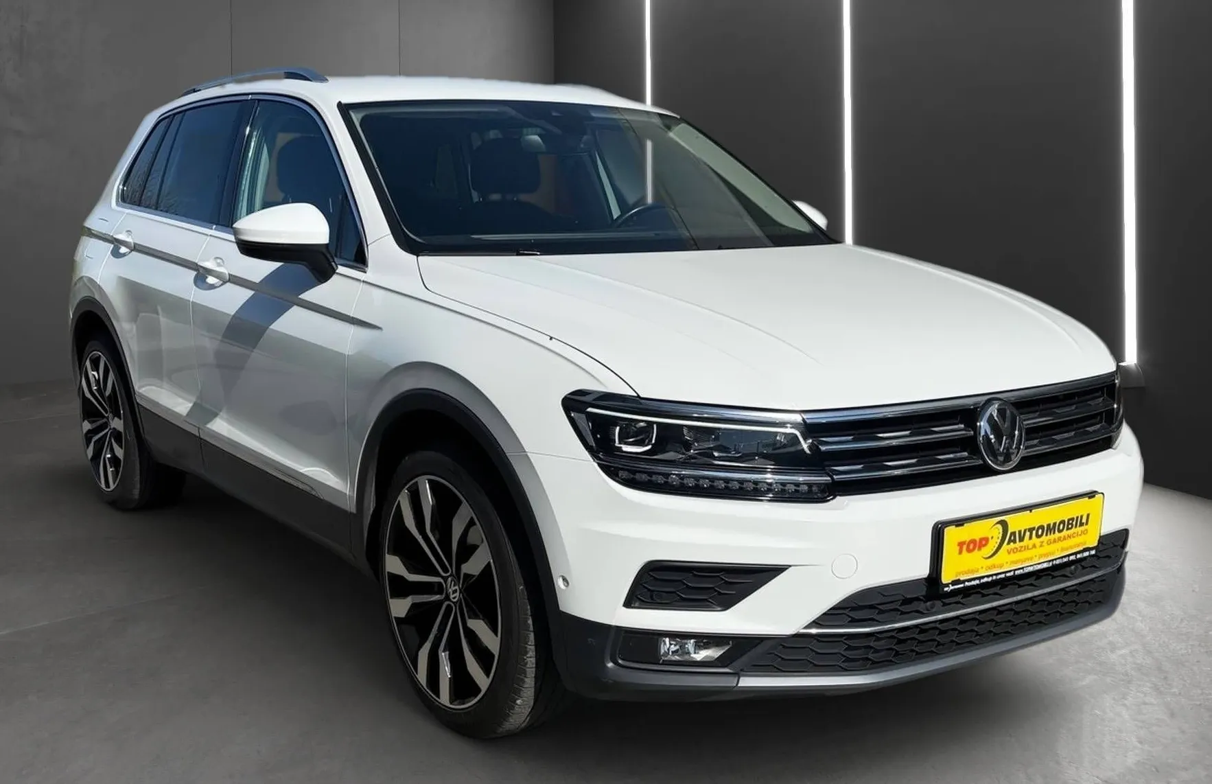 Zunanja slika - VW Tiguan - 2.0 TDI FULL LED VIRTUAL NAVI KAMERA PDC TOP... - 11