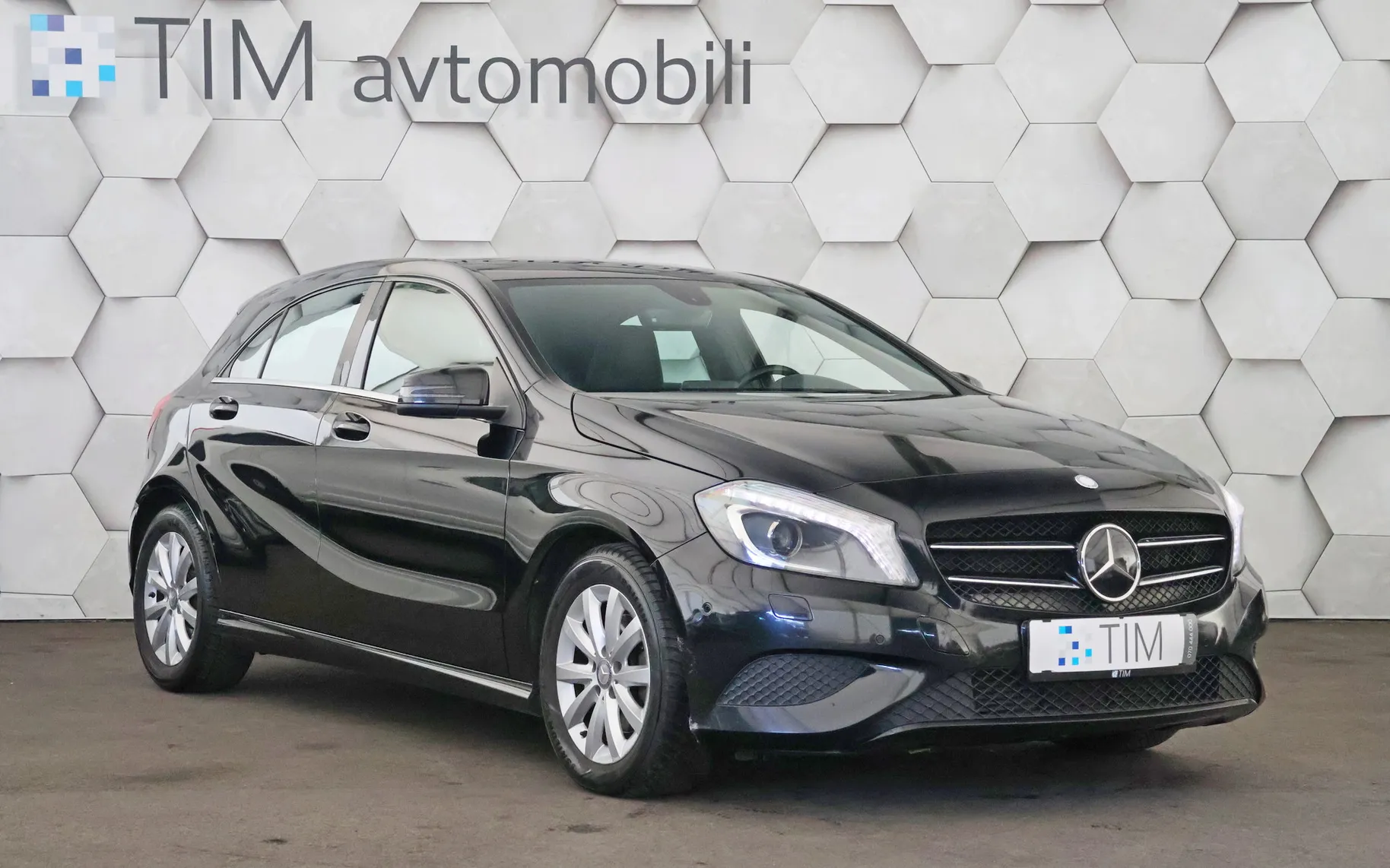 Zunanja slika - Mercedes-Benz A 200 - A-Razred CDI 4-Matic 7G-DCT Sport 136KM - 2