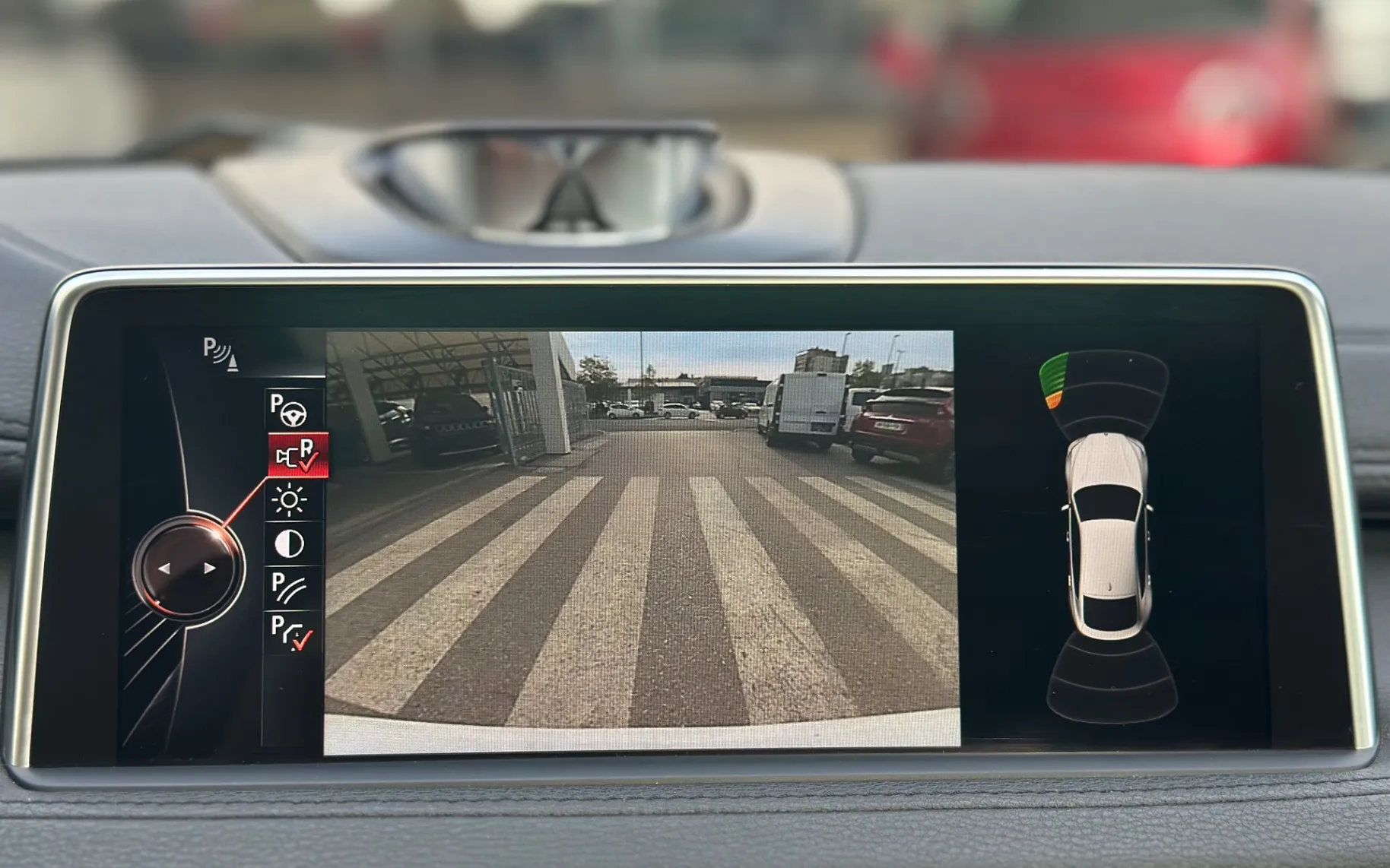 Zunanja slika - BMW X6 - xDrive 40d Avt. B O-360-Zračno-Head up-Memory-LED - 14