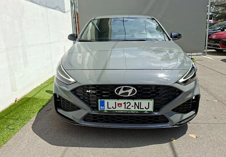 Zunanja slika - Hyundai i30 - 1.5 T-GDI 140 MHEV Impression DCT N-Line - 2