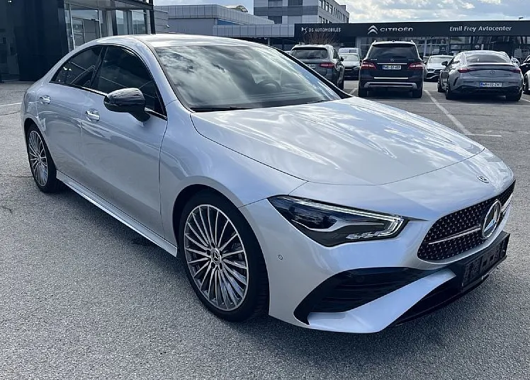 Zunanja slika - Mercedes-Benz CLA-Razred - Coupe 180 AMG Line  ...Komisijska prodaja... - 1