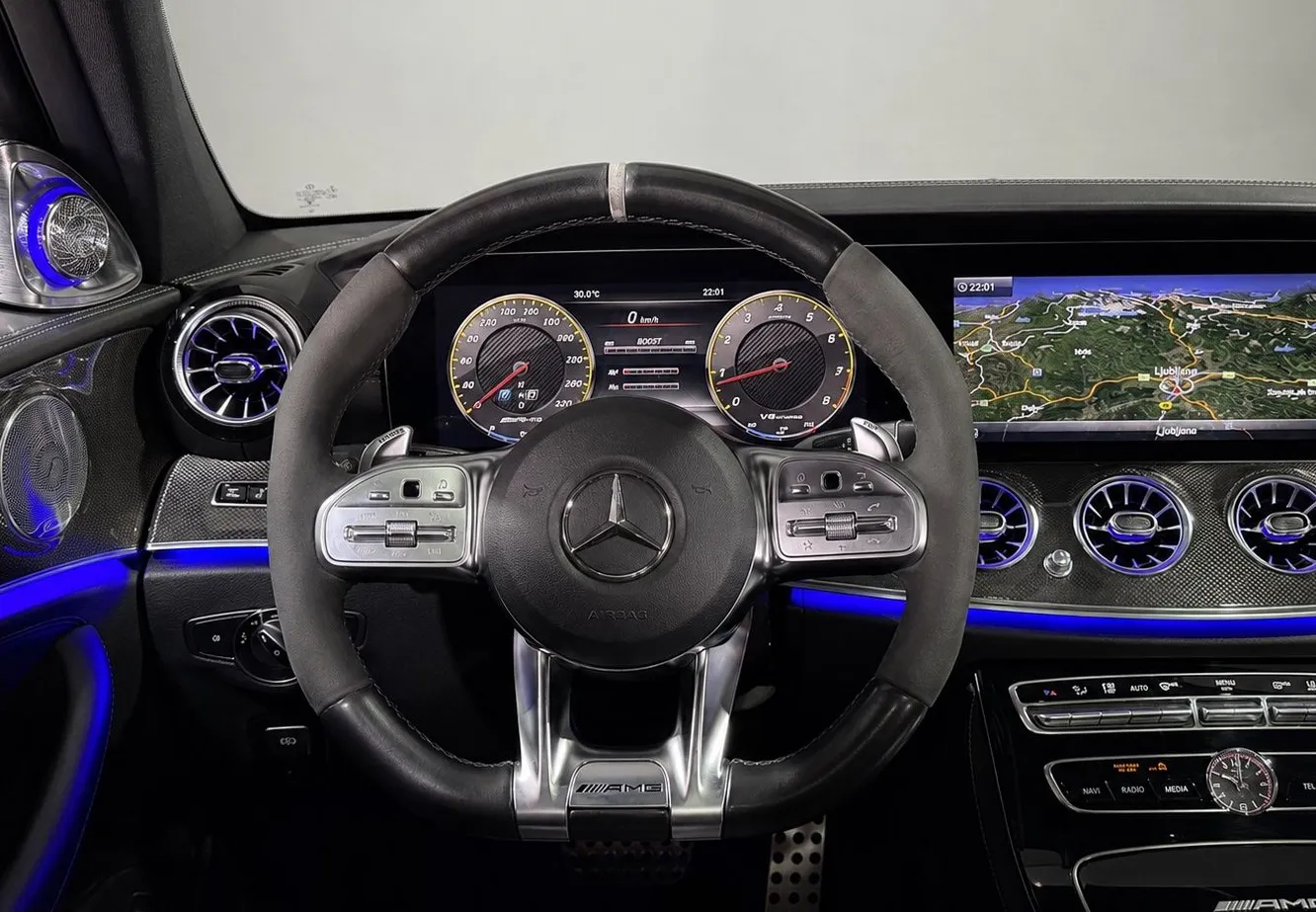 Zunanja slika - Mercedes-Benz E-Razred - E 63 S AMG 4MATIC+ - ZRAČNO - PANO - HLAJ. SED. - 10