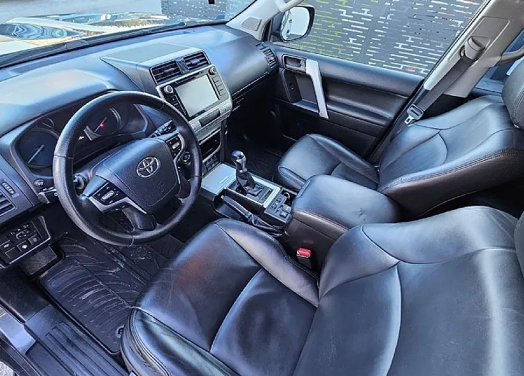 Zunanja slika - Toyota Land Cruiser - 2.8 D-4D AWD Premium-Le 165.000 km- EL.Sede  382 i-K - 4