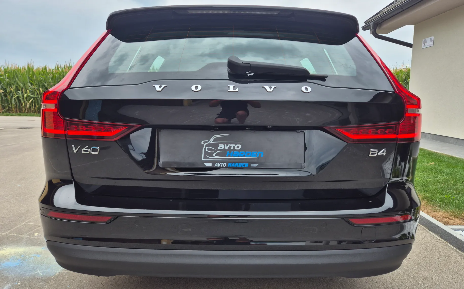 Zunanja slika - Volvo V60 - B4D Core Avt. - 6