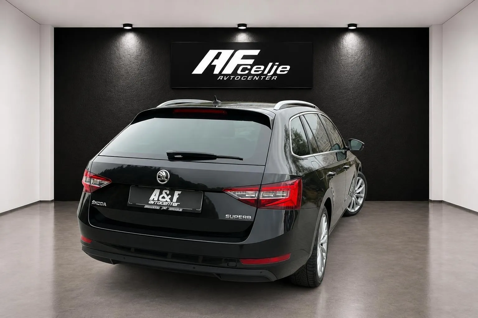 Zunanja slika - Škoda Superb - 1.6 TDI-XENON+LED-LIZING ZA TUJCE-ACC - 5