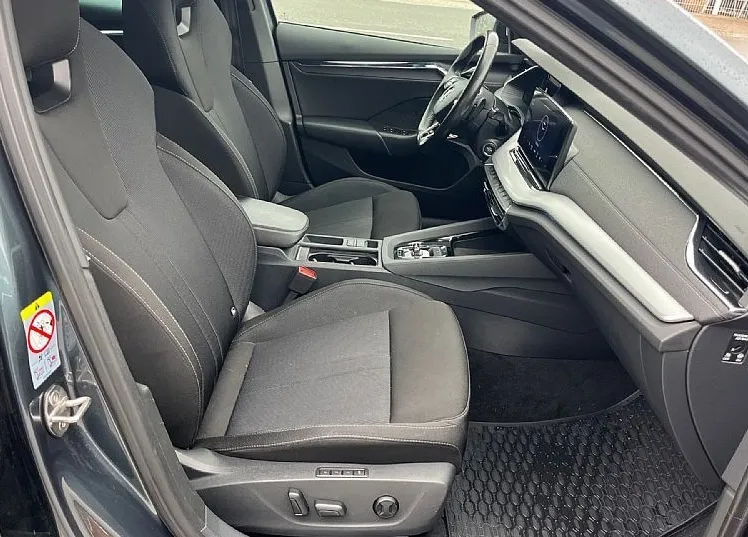 Zunanja slika - Škoda Octavia - 2.0 TDI Sport Line 110 kW - 8