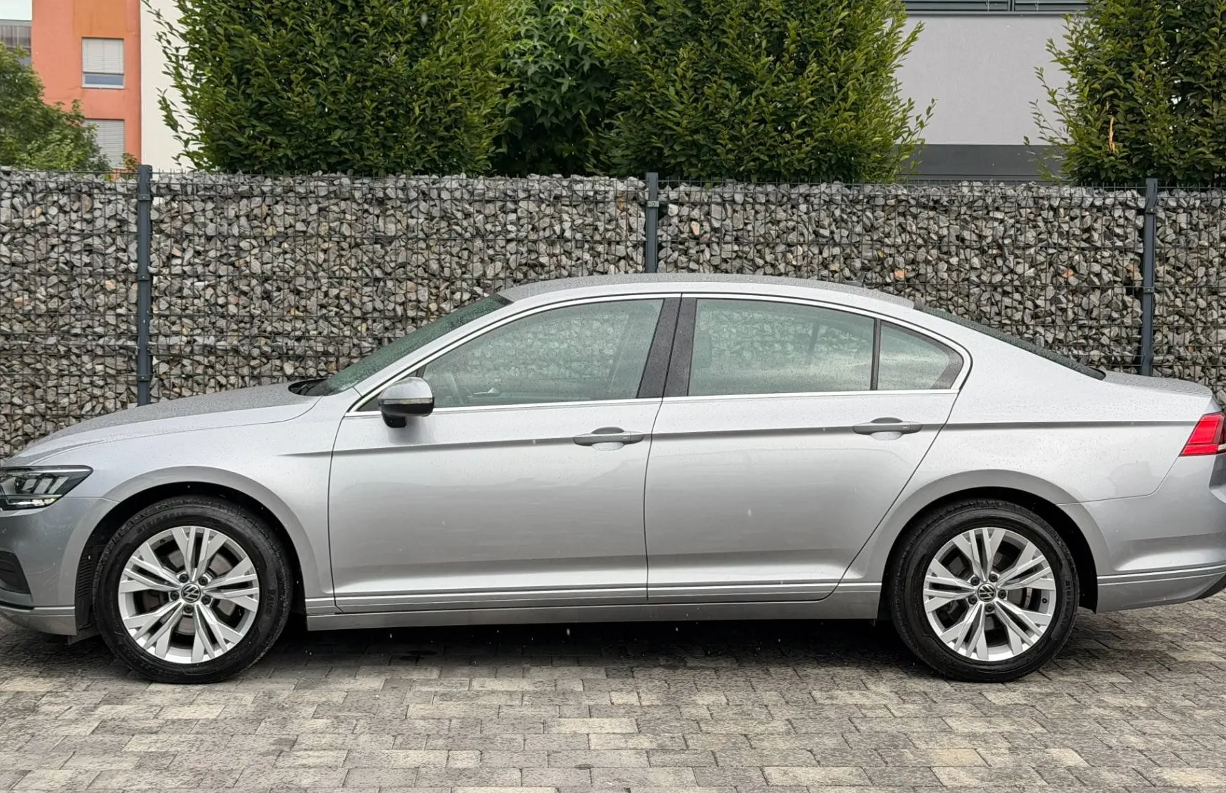 Zunanja slika - Volkswagen Passat - 2.0 TDI BMT SCR DSG |SLO|KAM|3 CON.|NAVI| - 7