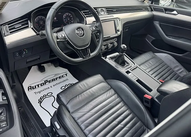 Zunanja slika - VW Passat - 1.4 TSI HIGHLINE|KAM|USNJE|ACC|PANO|GR.SED|NAVI - 9