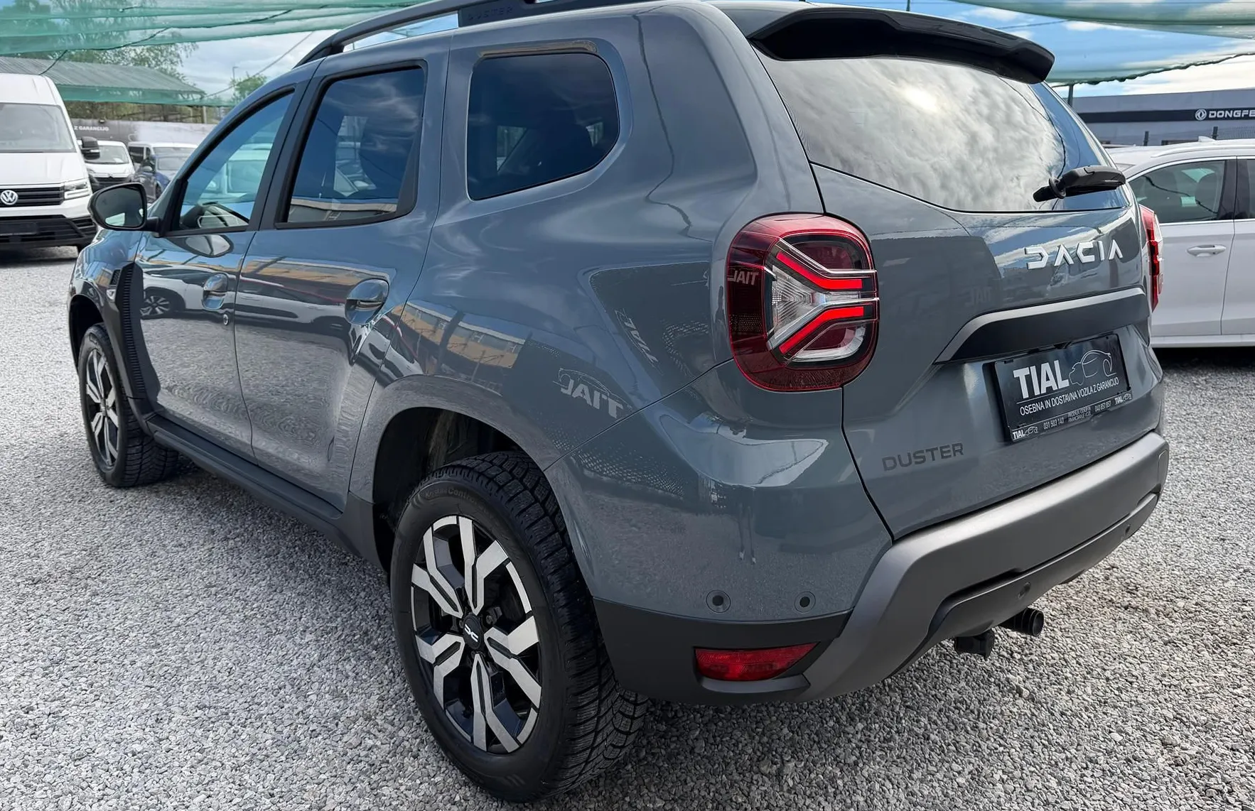 Zunanja slika - Dacia Duster - 1.5 dci-SLO-NARDO SIVA-KAMERA-MRT.KOTI-NAVI - 5