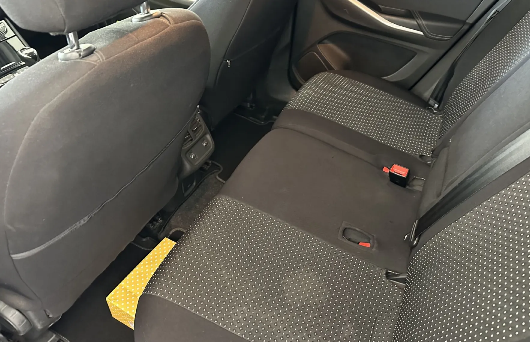 Zunanja slika - Opel Grandland X - 1.2 TURBO.96KW KAMERA.LED.KLJUKA+4ALU.SAMO 87000KM - 5
