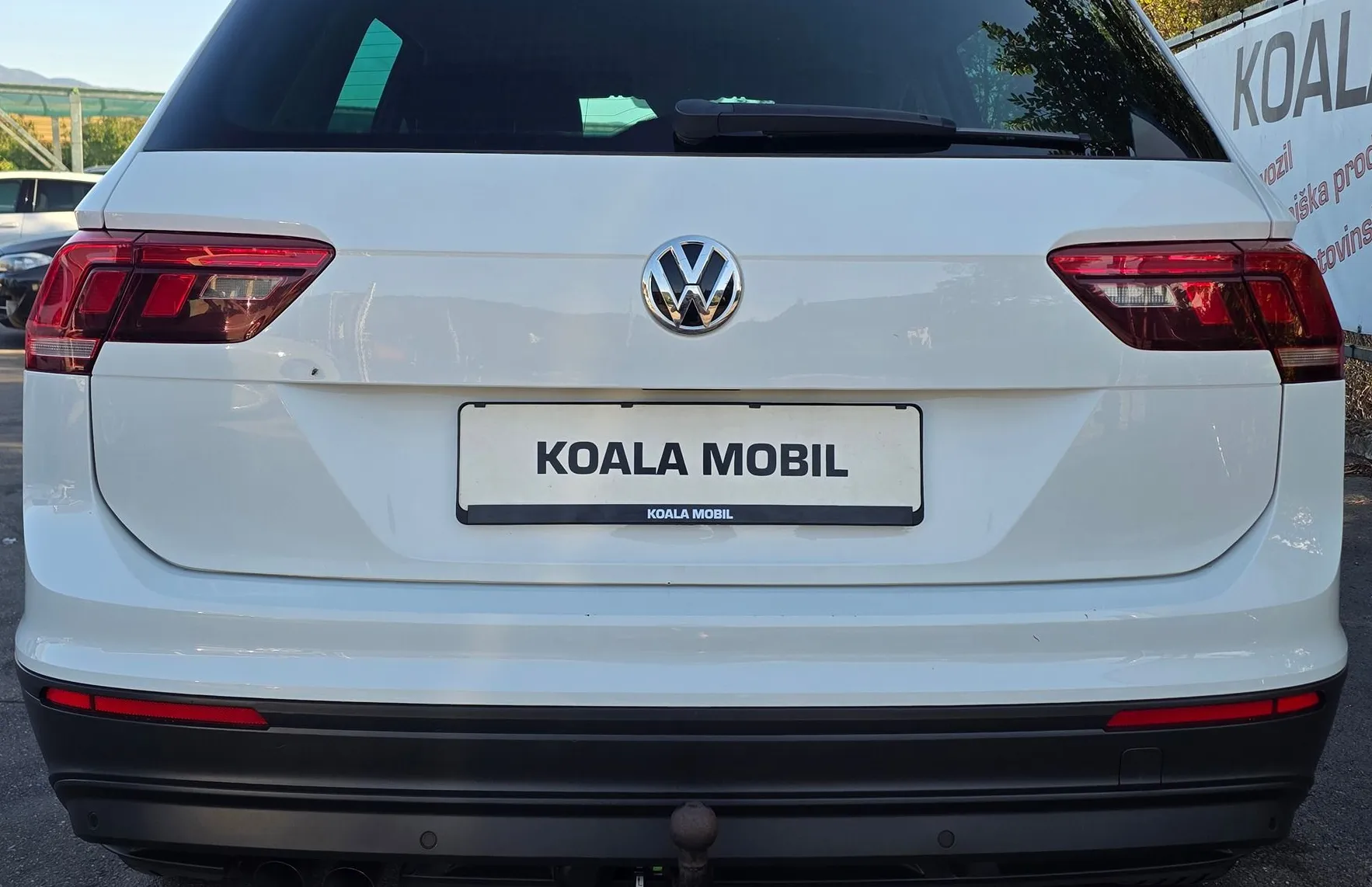 Zunanja slika - Volkswagen Tiguan - 2.0 TDI BMT DSG 4MOTION ALU-NAVI-GRETJE SŽ-1.LAST - 5