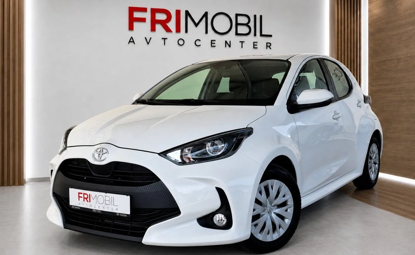 Zunanja slika - Toyota Yaris - 1.5 VVT-iE Stella •Slovensko vozilo•... - 1