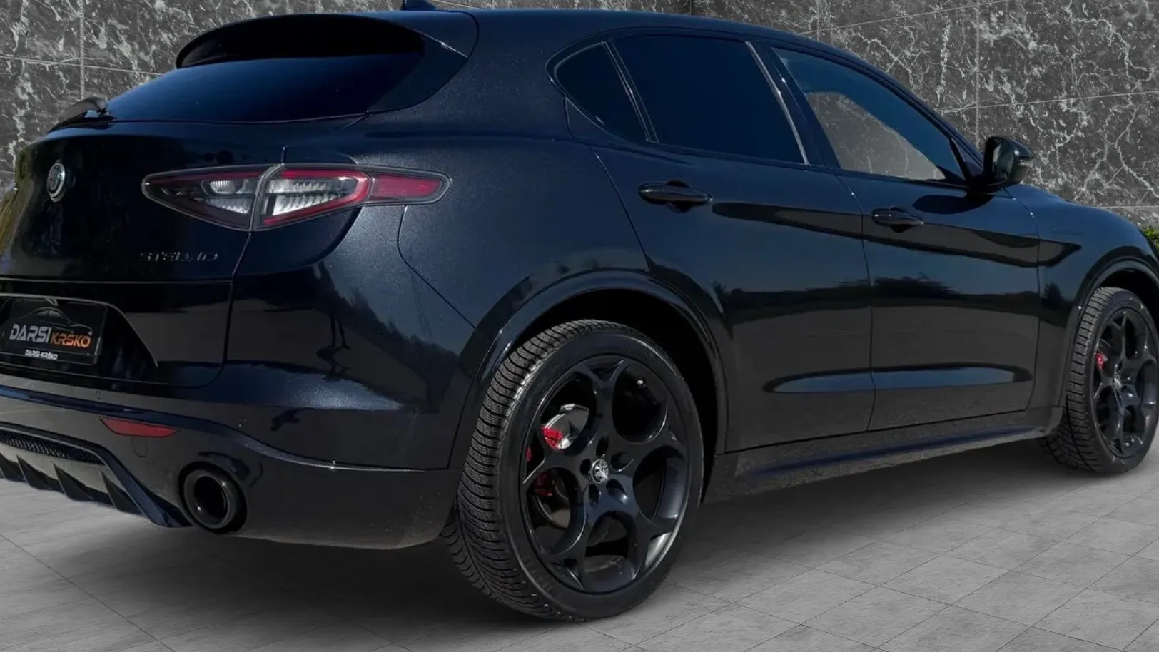 Zunanja slika - Alfa Romeo Stelvio - Q4 2.2 210PS COMPETIZIONE RADAR FULL LED HK ALU21 - 6