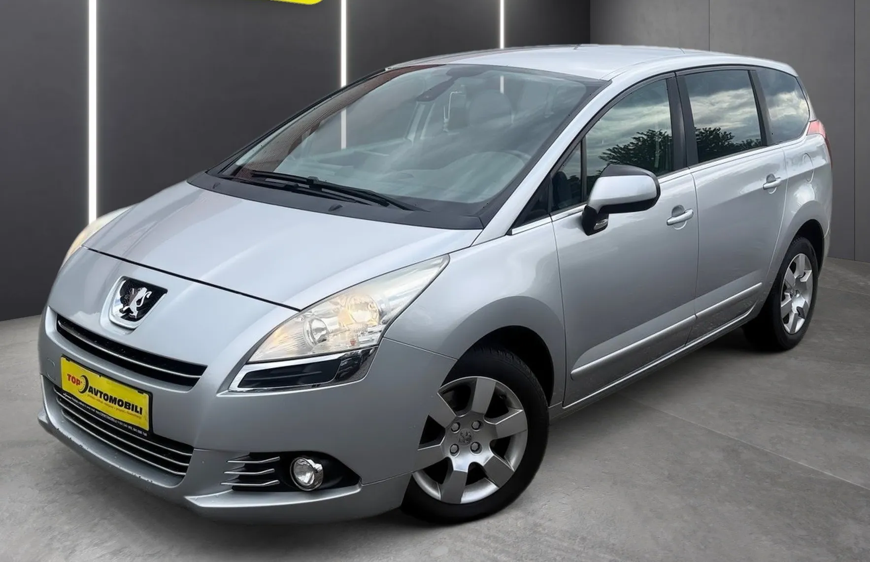 Zunanja slika - Peugeot 5008 - MOŽNOST FINANCIRANJA BREZ POLOGA - 2