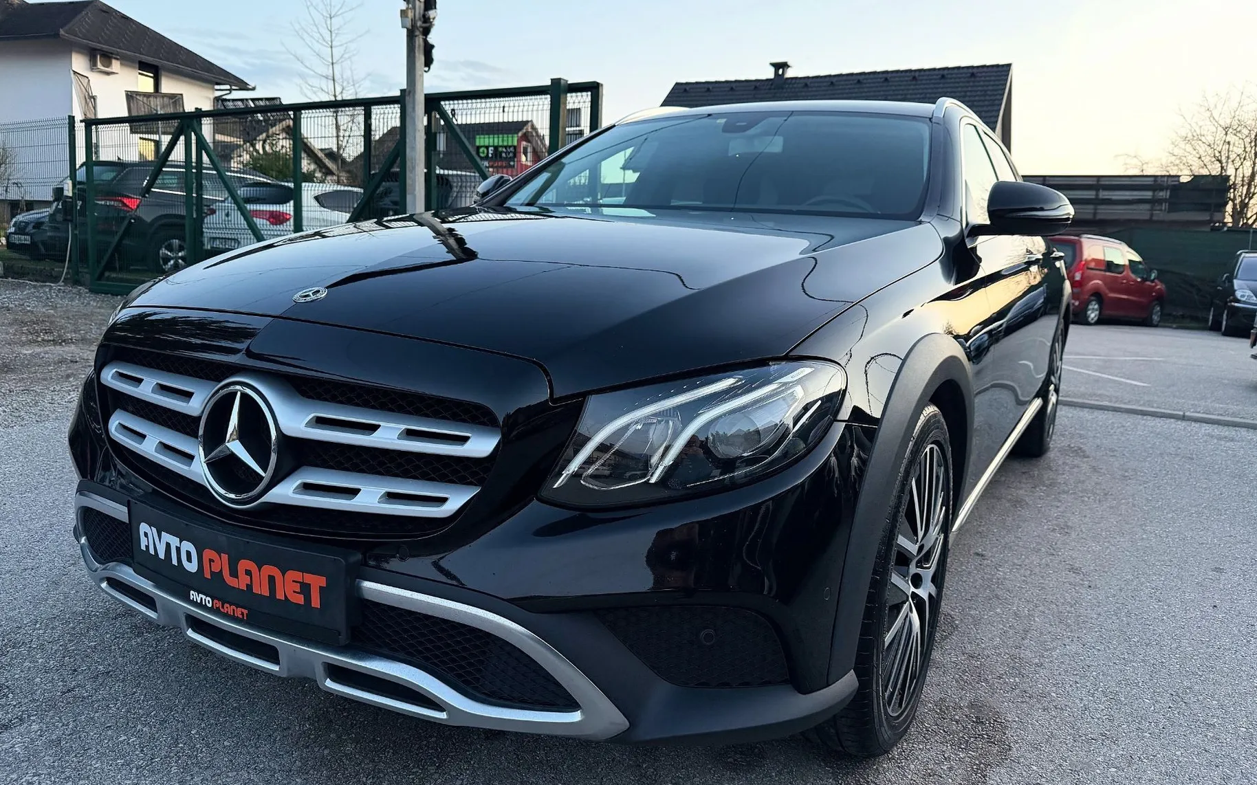 Zunanja slika - Mercedes-Benz E-Razred - E 220 d 4MATIC All-Terrain AIRMATIC WIDESCREEN ACC - 9