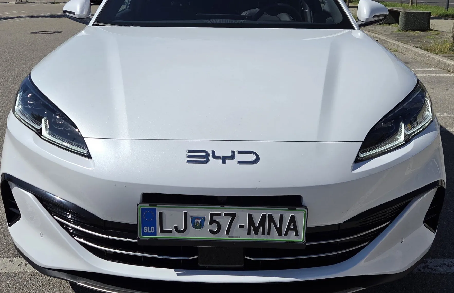 Zunanja slika - BYD SEAL 6 - DM-i Touring PHEV 19kWh Comfort - 2