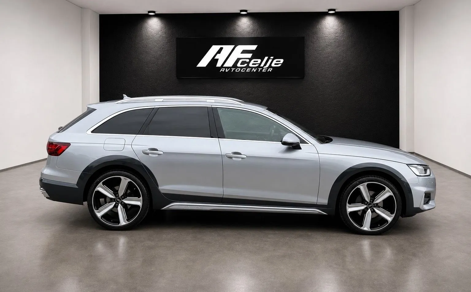 Zunanja slika - Audi A4 Allroad - 2.0 TDI-AUT-S LINE-88.000km-VIRUTAL-MATRIX-NAVI-.. - 4