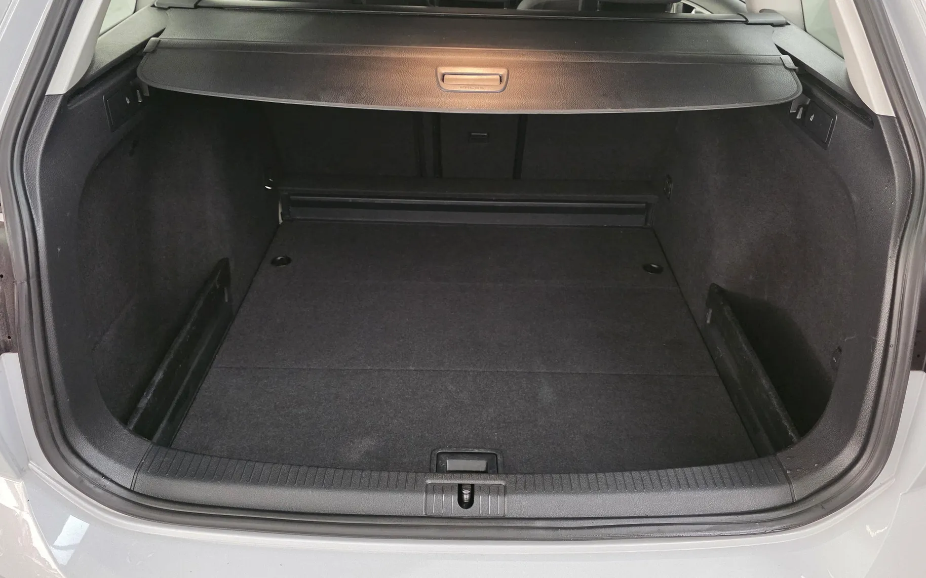 Zunanja slika - VW Golf - Variant 1,6 TDI BMT  85 115 ALU ACC NAVI - 19