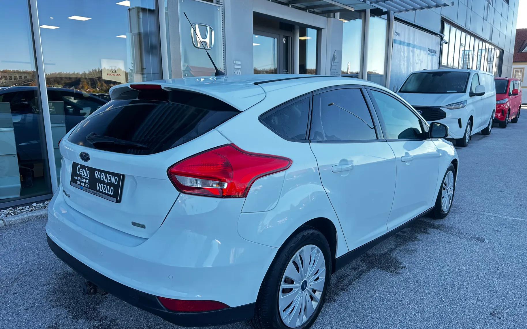 Zunanja slika - Ford Focus - 1.0 EcoBoost Trend - 6