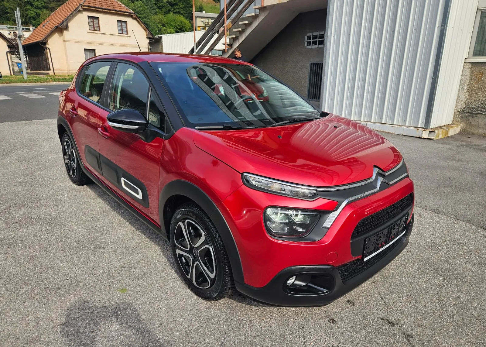 Zunanja slika - Citroën C3 - 1,2 PureTech 83 - Feel Nav - 3