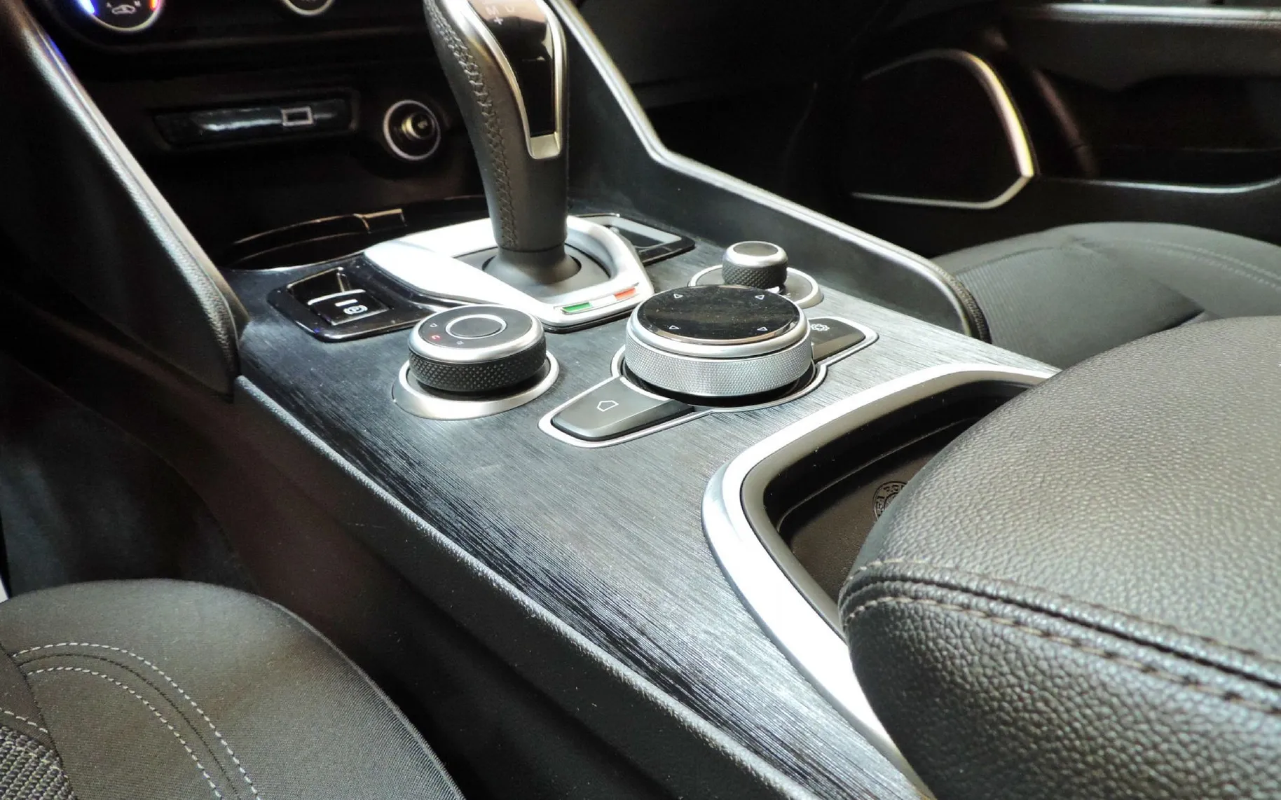 Zunanja slika - Alfa Romeo Giulia - 2.2 Multijet 160 Super Avt. - 19