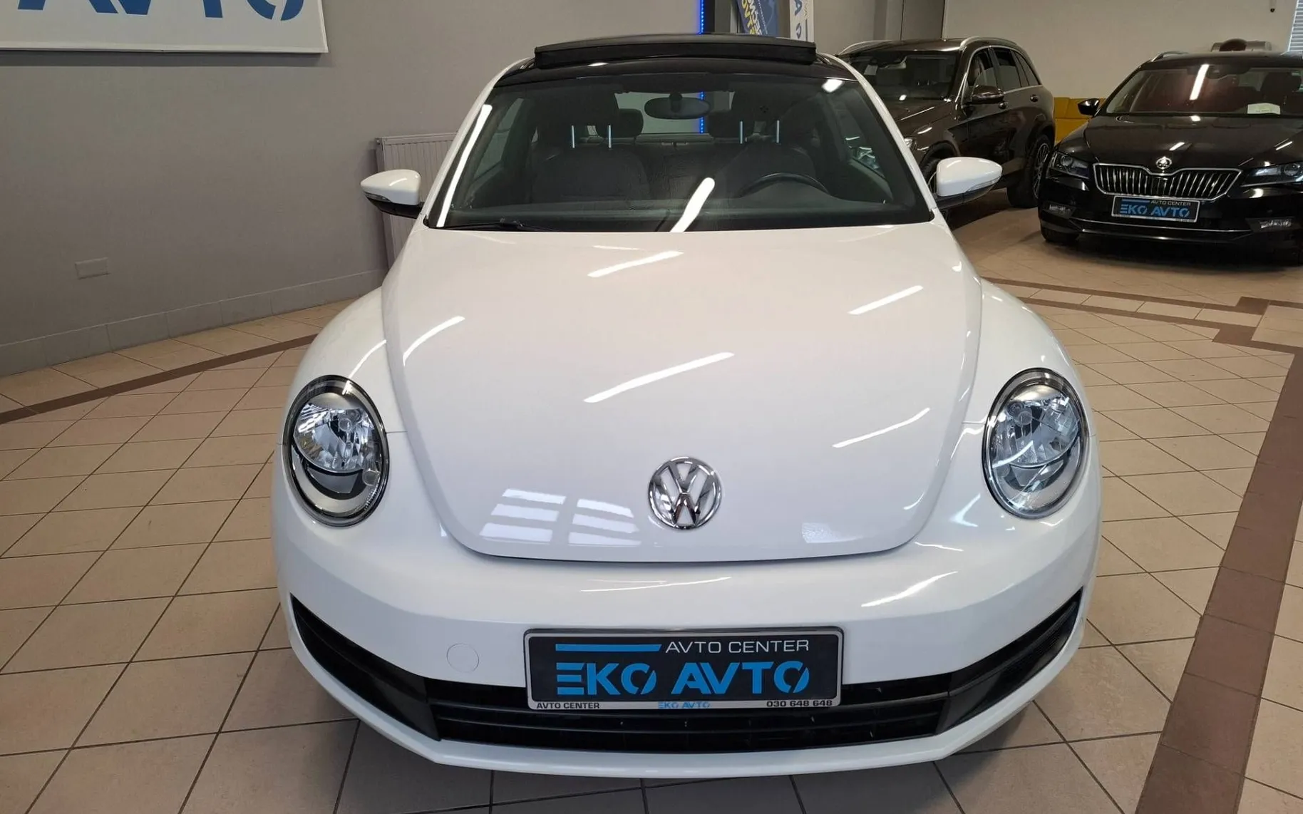 Zunanja slika - Volkswagen Beetle - 1.2 TSI Design PANORAMA-GRETJE SEDEŽEV-ALU-TEMP... - 2