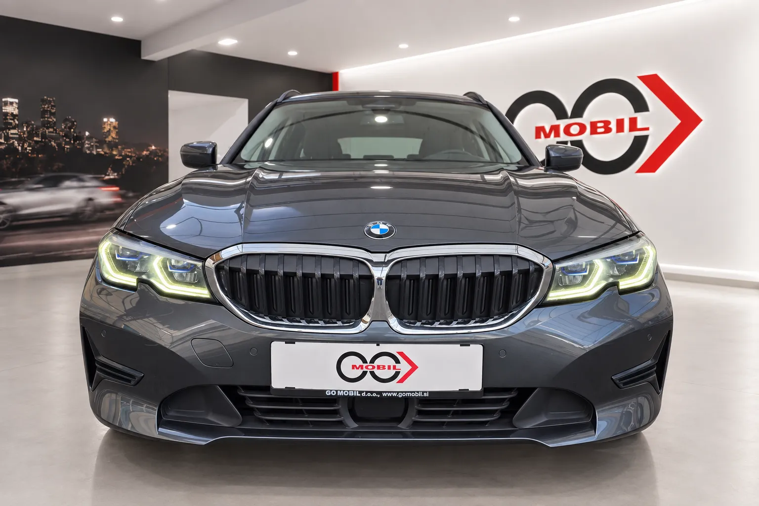 Zunanja slika - BMW serija 3 Touring: - 320d Touring Advantage Avt- Laser.asist.HiFi.ALU18 - 2