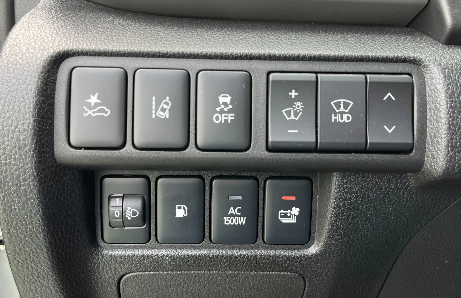 Zunanja slika - Mitsubishi Eclipse Cross - 4WD 2.4 PHEV Diamond.LED.360°POGLED.ACC.1. LAST. - 13