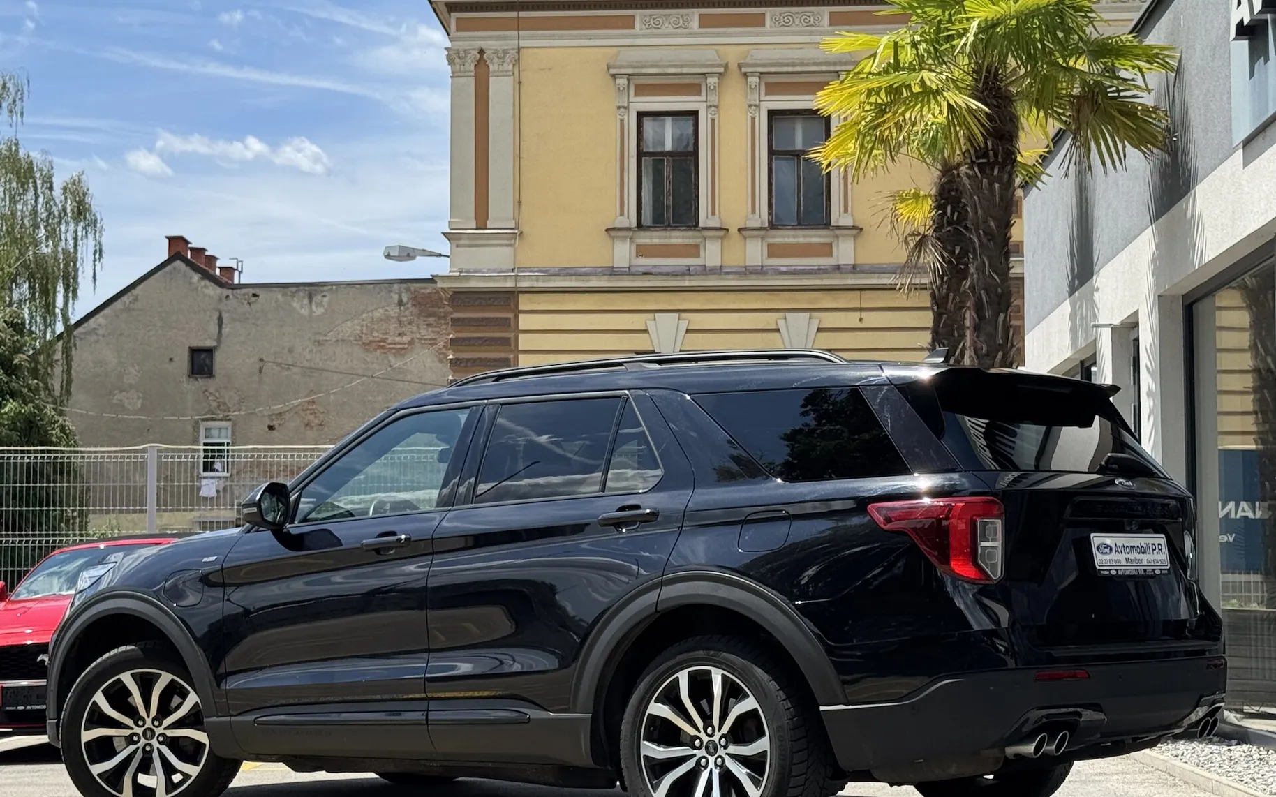 Zunanja slika - Ford Explorer - AWD 3.0 EcoBoost PHEV ST-Line Avt. SLO-HIFI-PANO - 5
