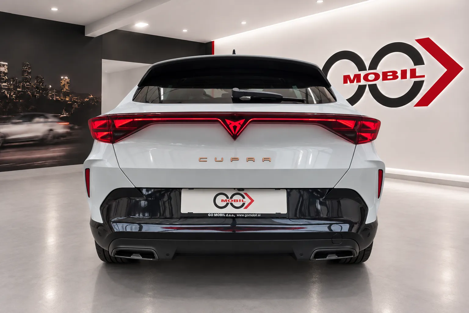 Zunanja slika - Cupra Formentor - 1.5 eTSI DSG - Matrix.360kam.Sennheiser.DCC.ALU19 - 6