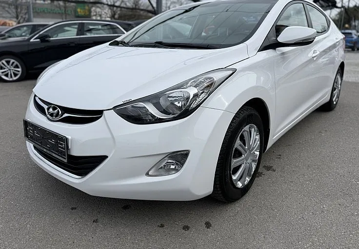 Zunanja slika - Hyundai Elantra - 1.6 CVVT LIFE - 1. LASTNIK - SLO - GR. SED. - - 1