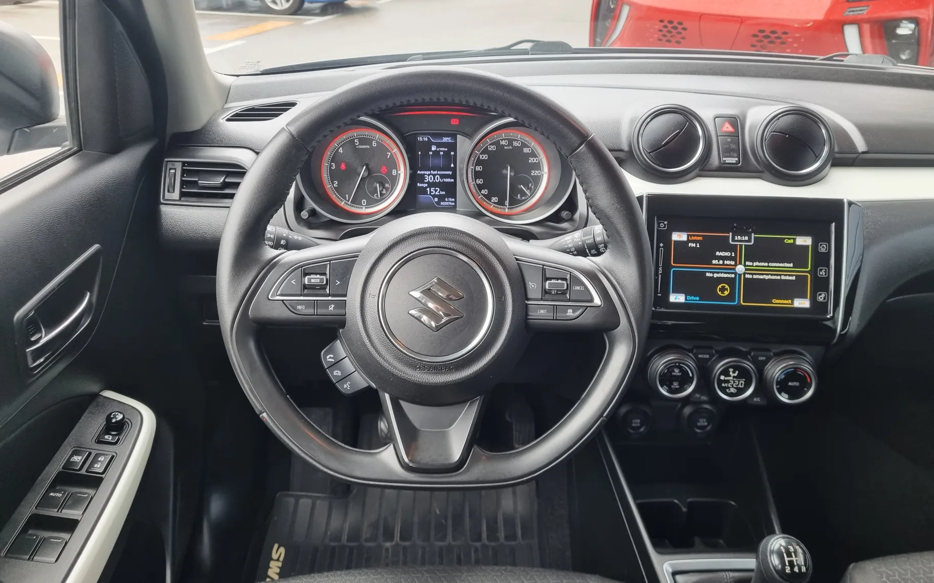 Zunanja slika - Suzuki Swift - 1.2 SLOVENSKI - 2. LASTNIK - ZNANA ZGODOVINA - 8