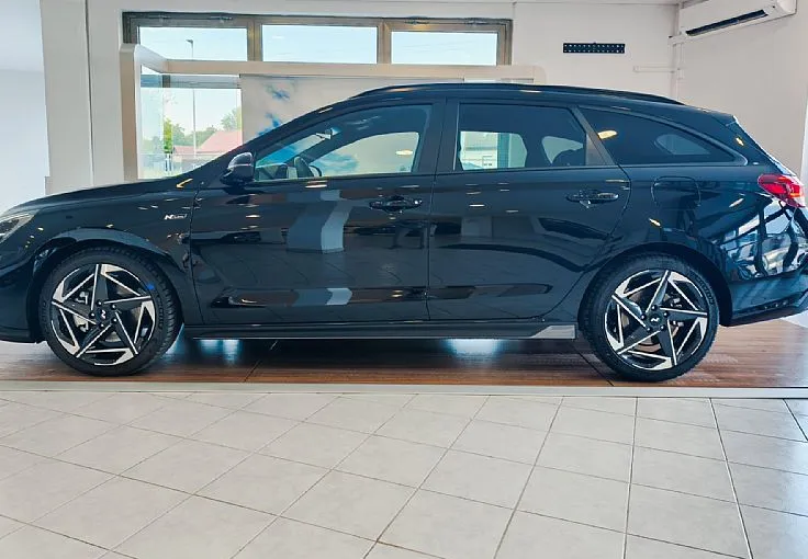 Zunanja slika - Hyundai i30 Wagon - 1.6 T-GDI PREMIUM N-LINE-WINTER-SMART-REZ.K-VIDEO - 3