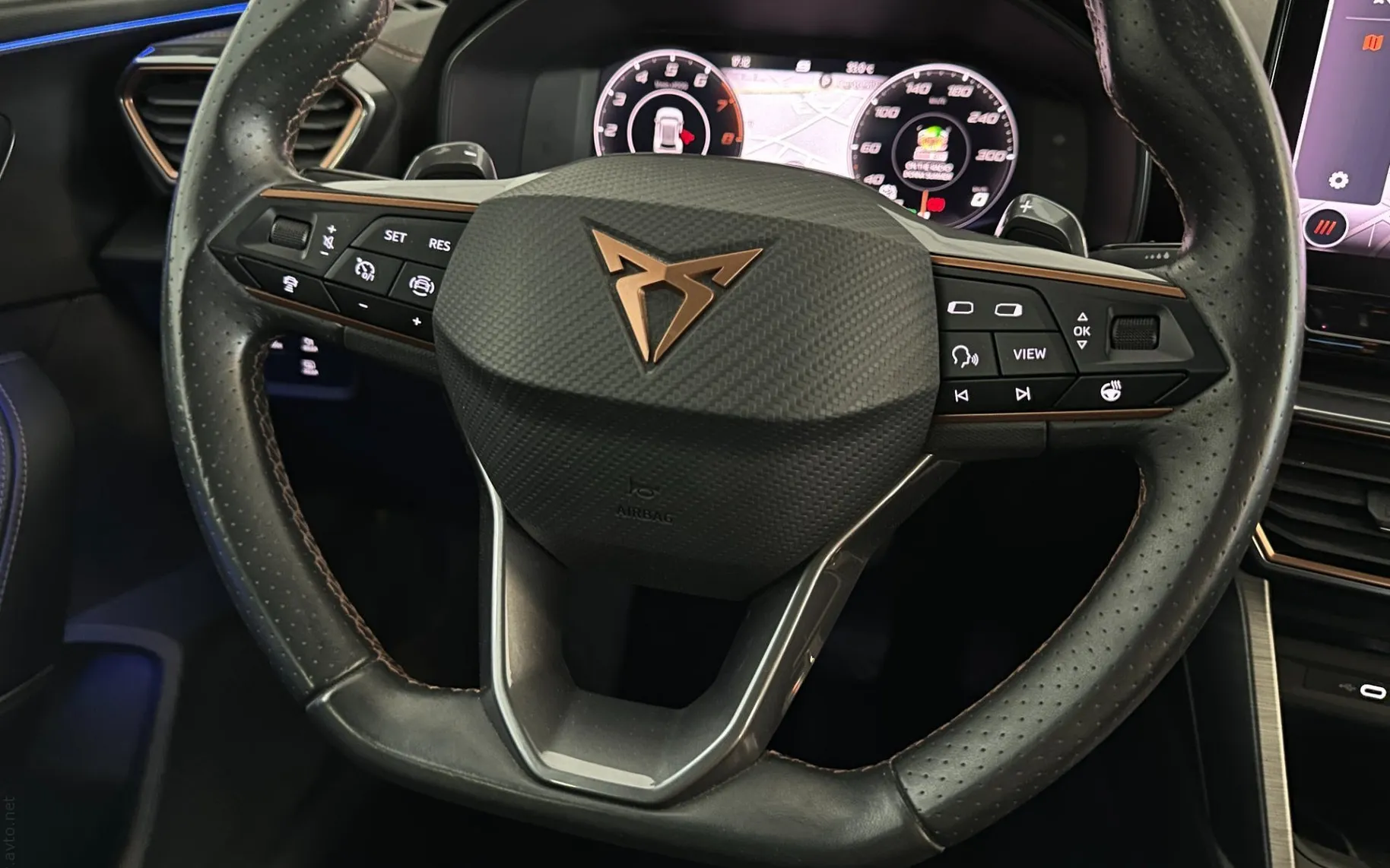 Notranja slika - Cupra Formentor - 2.0 TSI DSG 4Drive|Led|Pano|Kamera|PDC|Gretje|SLO - 10