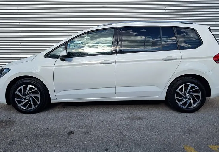 Zunanja slika - Volkswagen Touran - 2.0 TDI-DSG-149.982km-KAMERA-SOUND OPREMA-JAMSTVO - 2