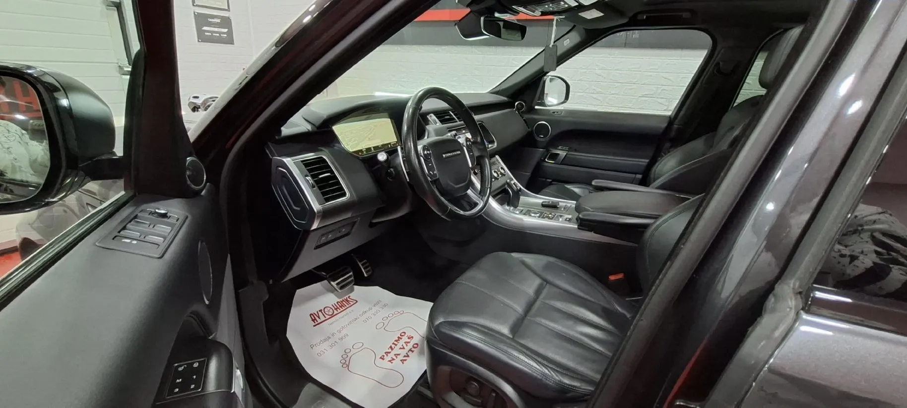 Notranja slika - Land Rover Range Rover Sport - 3.0 TDV6.4x4 avt.MAX OPREMA.VIRTUAL.VEL.SERVIS - 11