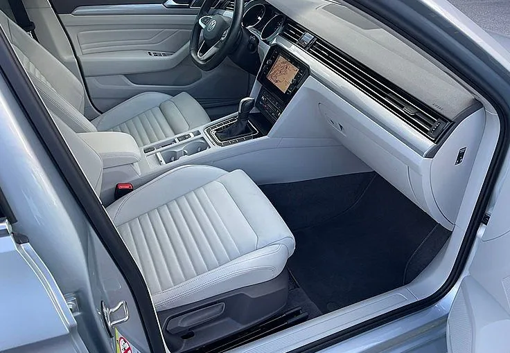 Zunanja slika - Volkswagen Passat - Variant 2.0 TDI  Elegance DSG -NAVI-F1-USNJE-KAM- - 7