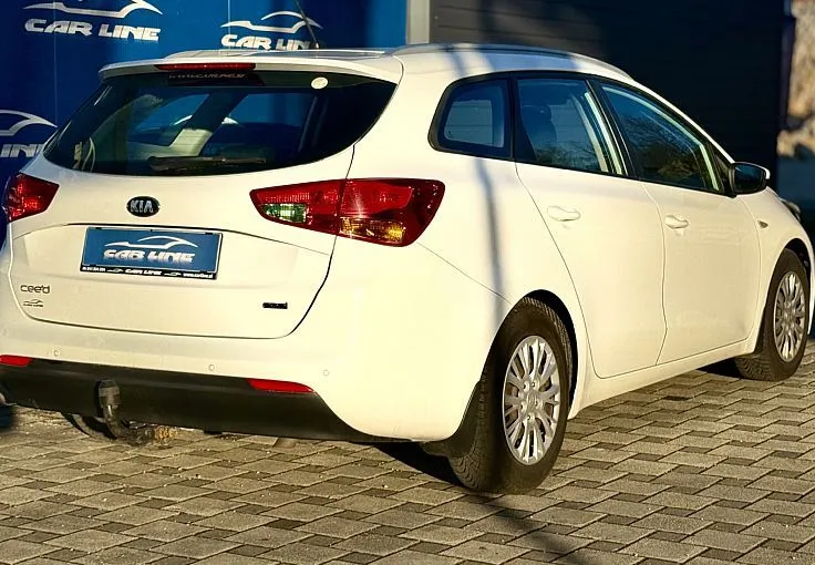 Zunanja slika - KIA Ceed - SW Dizelski 1.6 CRDi LX Fun 6M T - 4