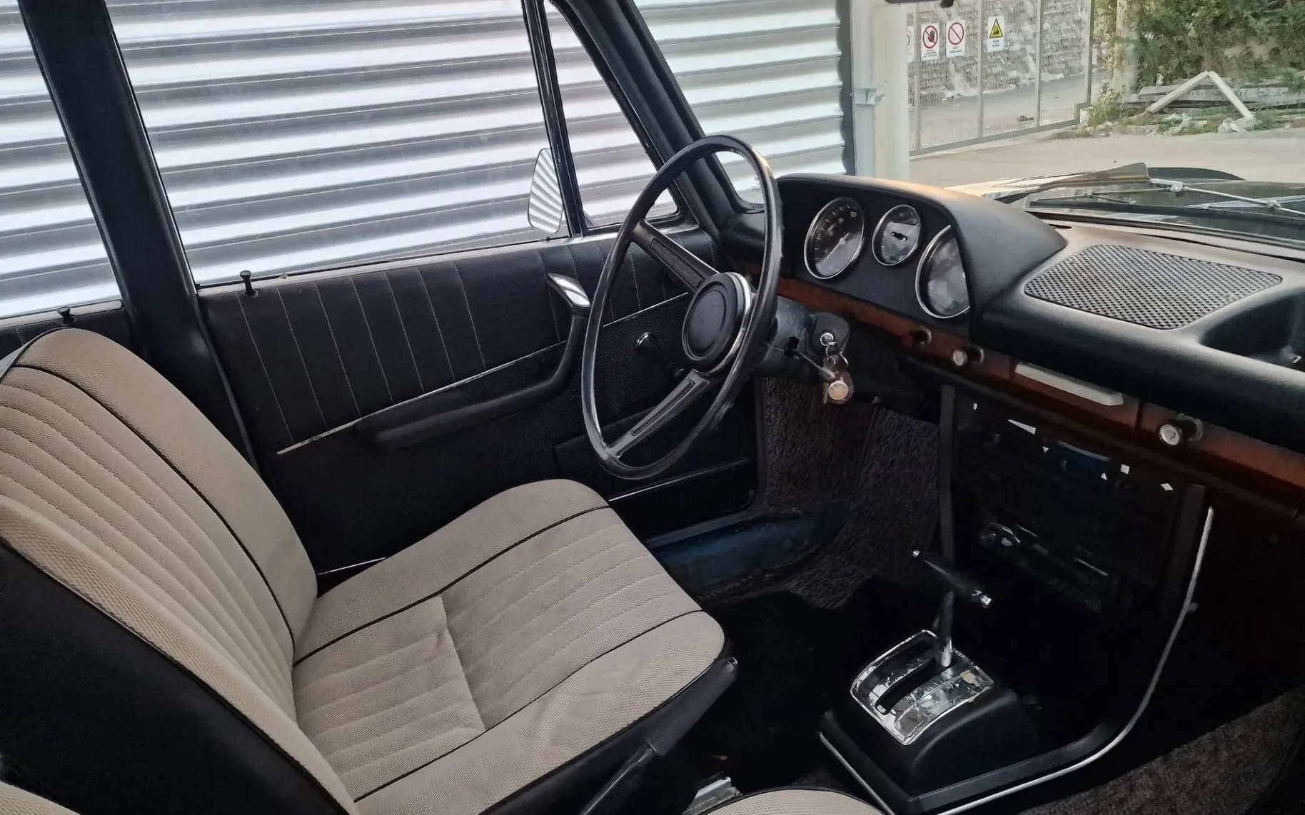 Zunanja slika - BMW 2002 - 60.000km AVT. OLDTIMER CERTIFIKAT - 2