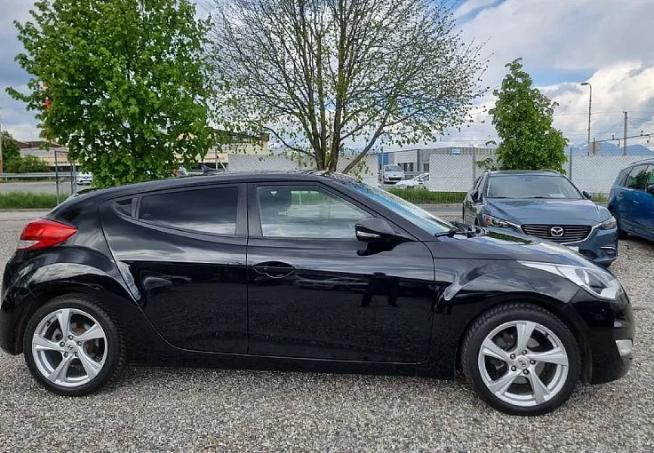 Zunanja slika - Hyundai Veloster - 1.6 GDI - HITRI KREDIT BREZ POLOGA - ODLIČEN - 5