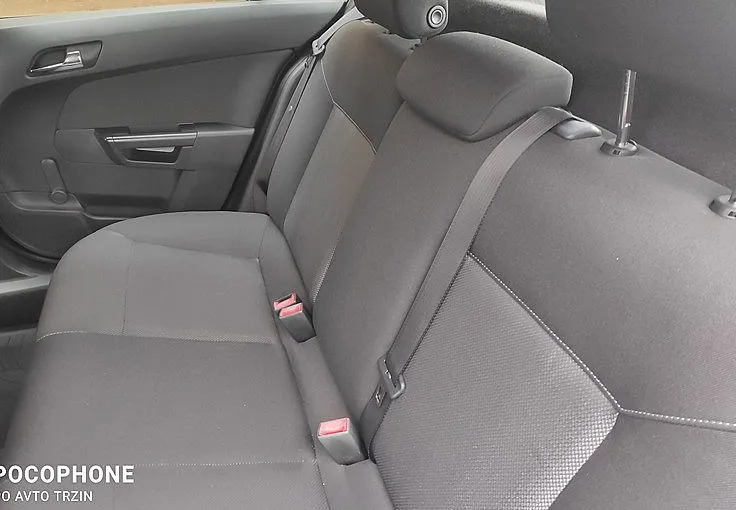 Zunanja slika - Opel Astra - 1.6 16V 85KW COSMO-SLO-AVTO.KLIMA-VELIKI SERVIS - 8