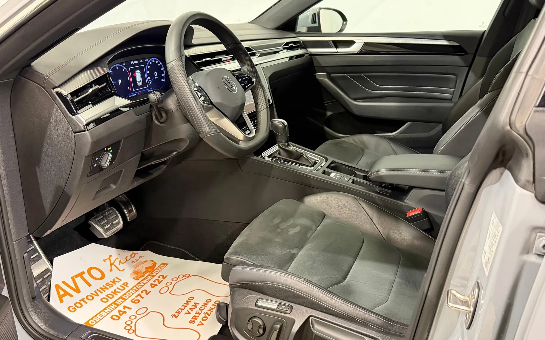 Notranja slika - VW Arteon Shooting Brake - 2.0 TDI-4MOTION-R-LINE-VIRTUAL-ACC-LED-KAMERA-NAVI - 9