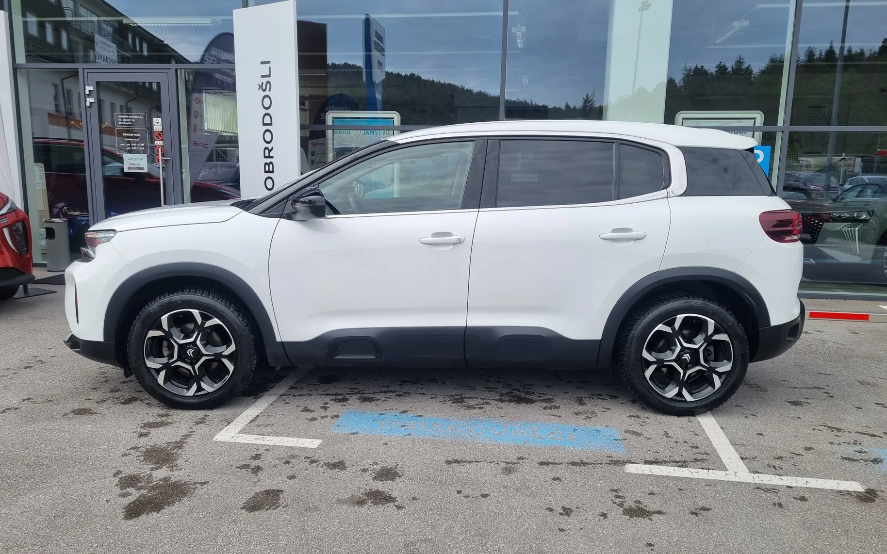 Zunanja slika - Citroën C5 - Aircross 1.2 PureTech 130 Plus - POTRJENA KNJIGA - FACELIFT - 4