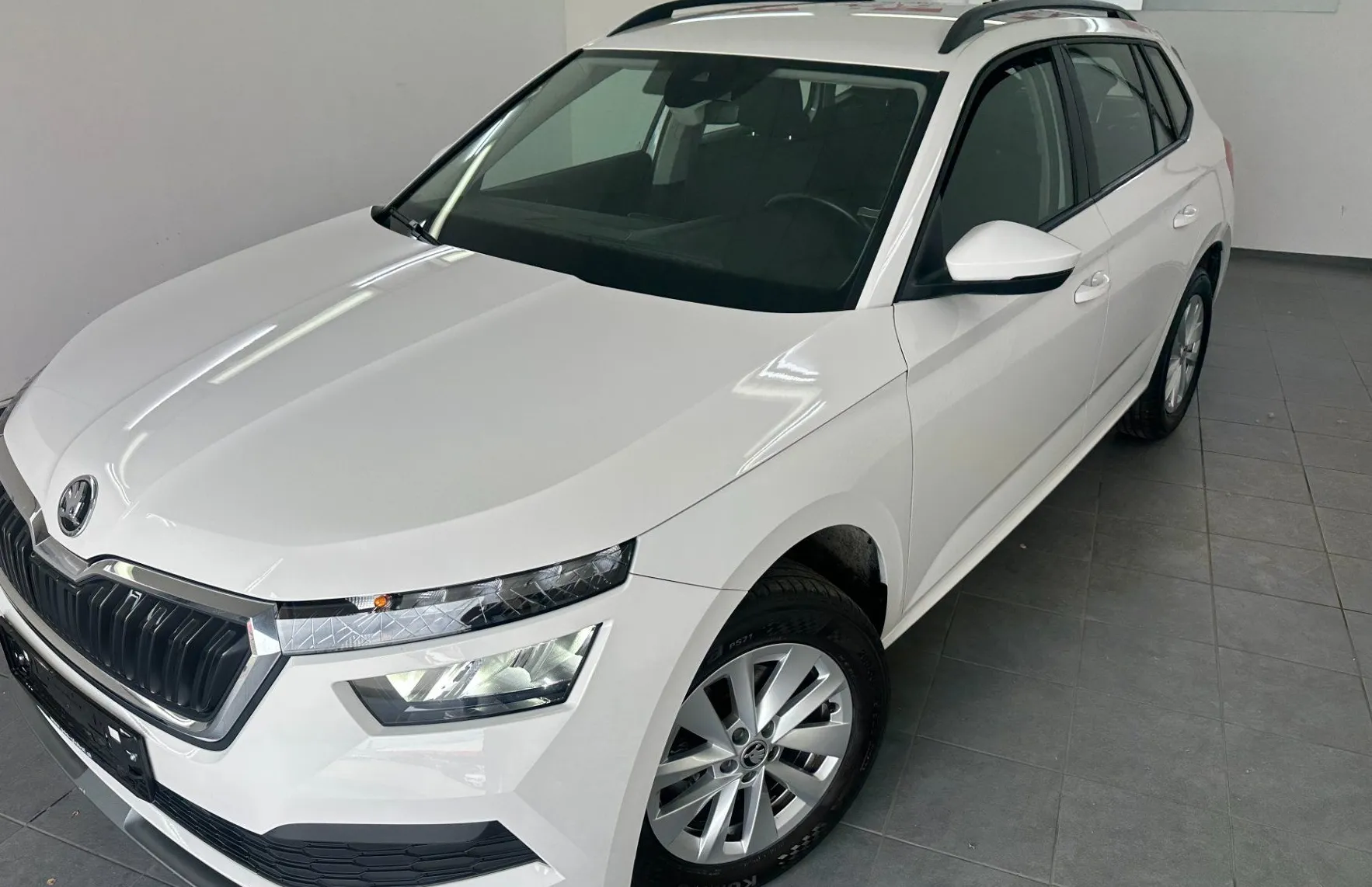 Zunanja slika - Škoda Kamiq - 1.0 TSI 70 kw.2023.SAMO 47.900 KM - 1