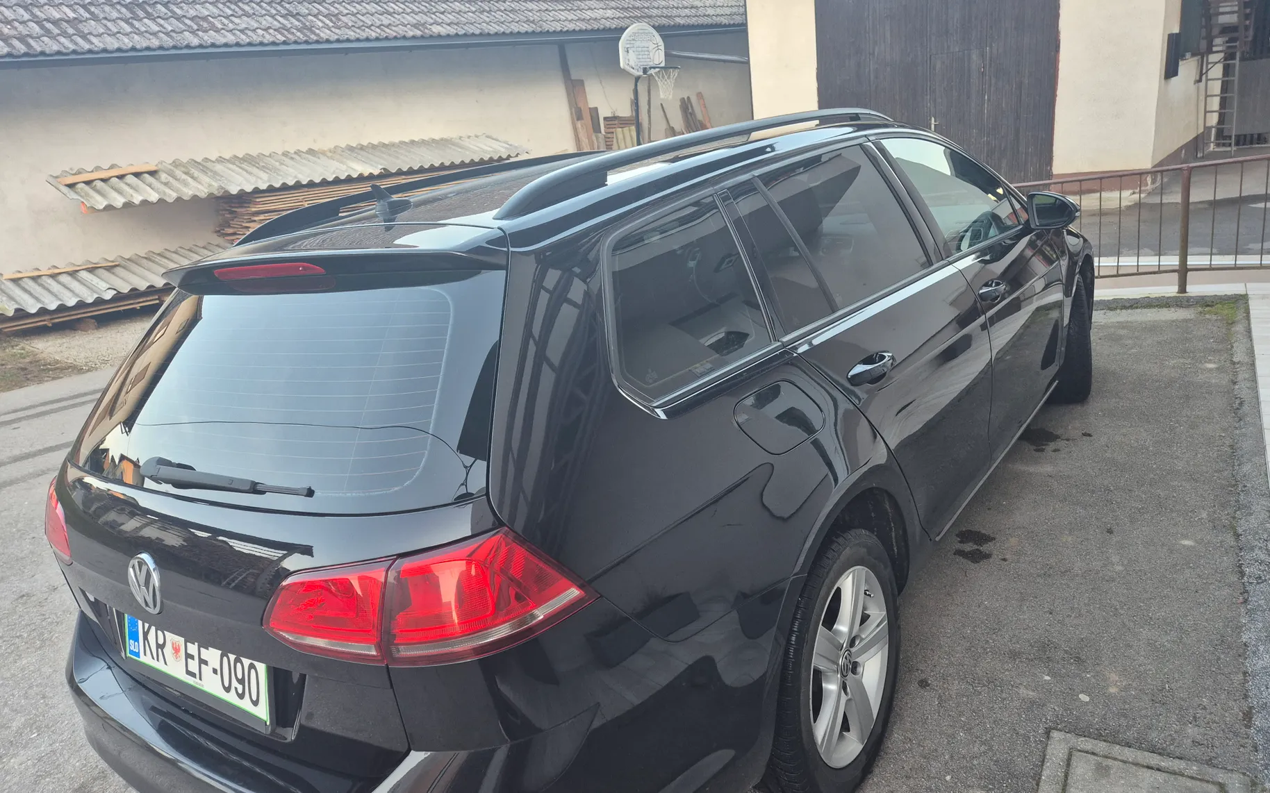 Zunanja slika - Volkswagen Golf - varijant 2.0tdi - 2