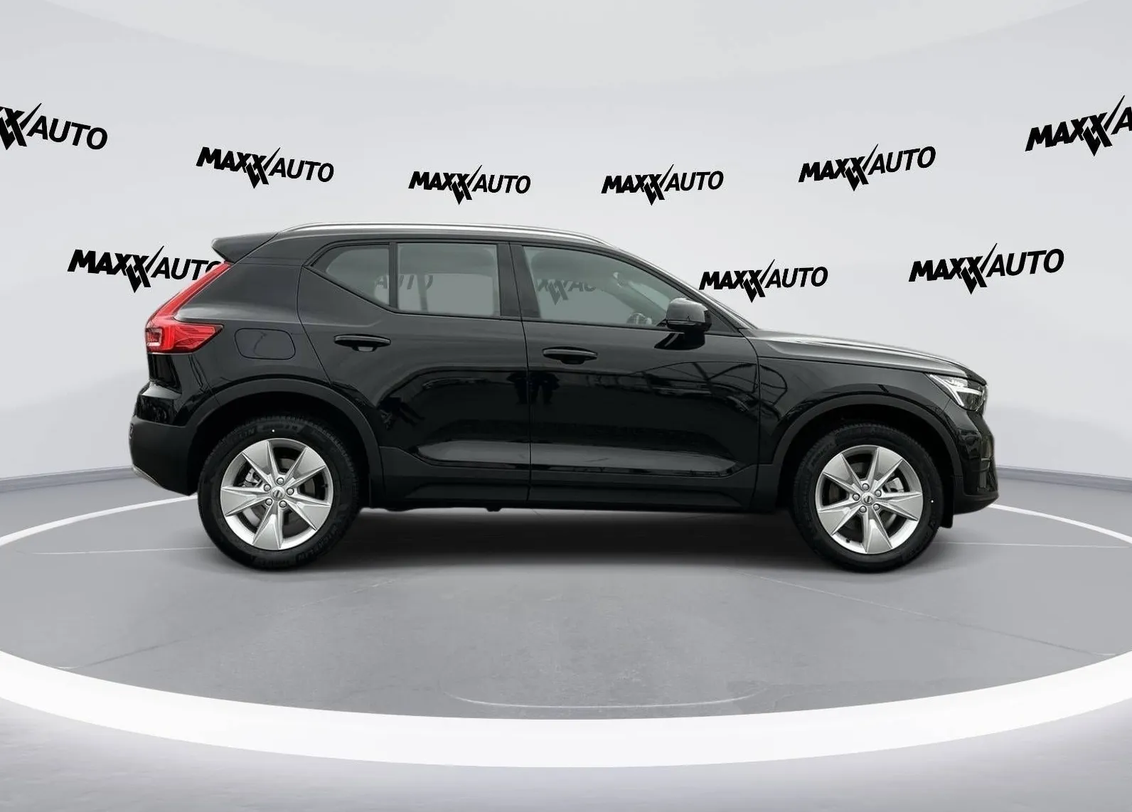 Zunanja slika - Volvo XC40 - B3P Core Avt. - 4