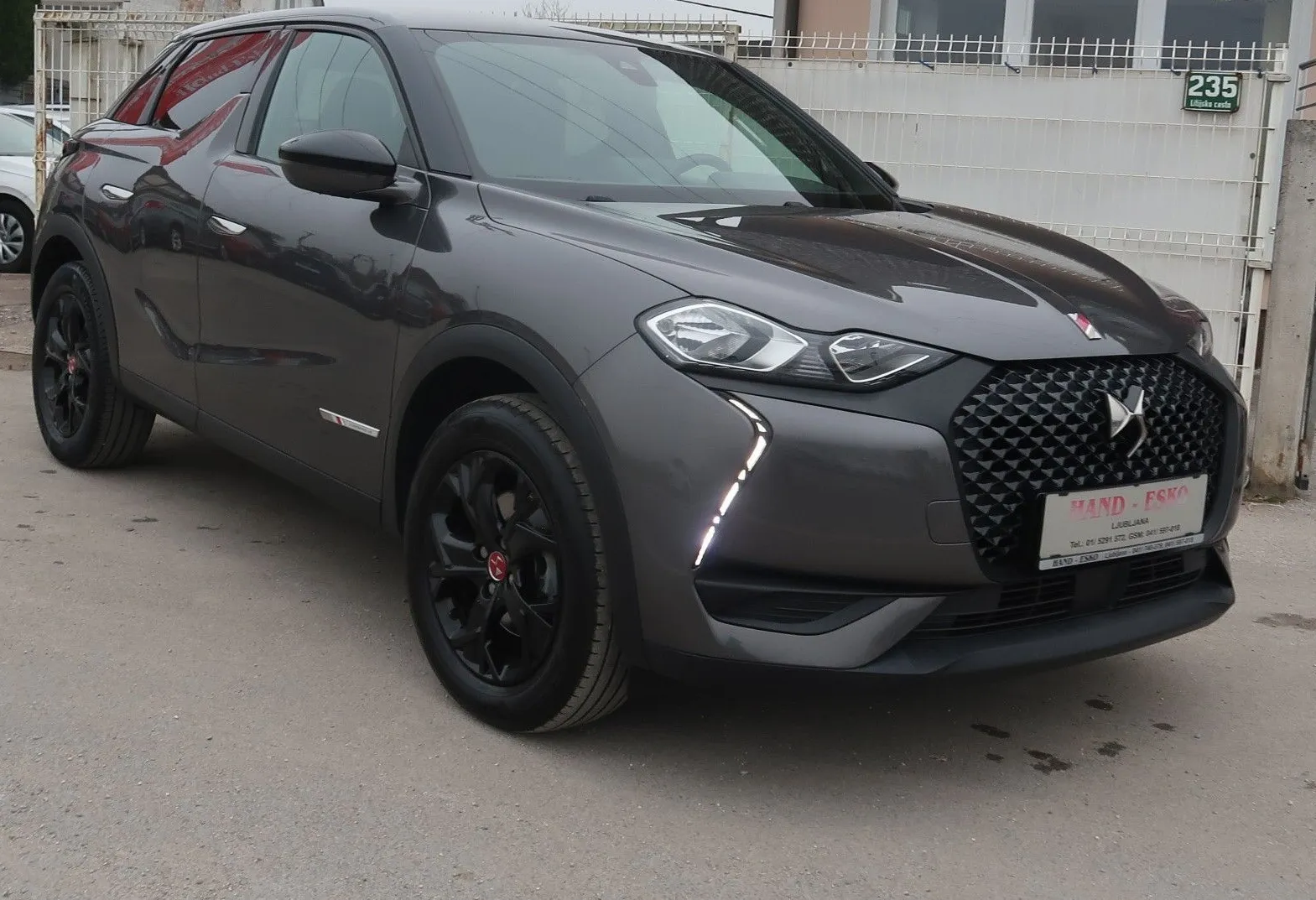 Zunanja slika - DS DS 3 Crossback - Perform. Line 1.2 PureTech 130 S S EAT8-QI-NAVI - 3