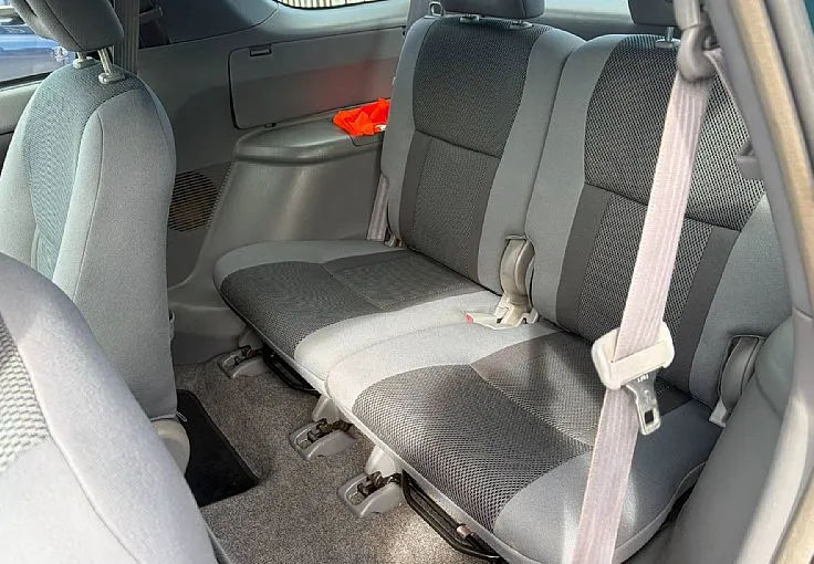 Zunanja slika - Toyota RAV4 - 4x2 1.8 VVT-i - 9