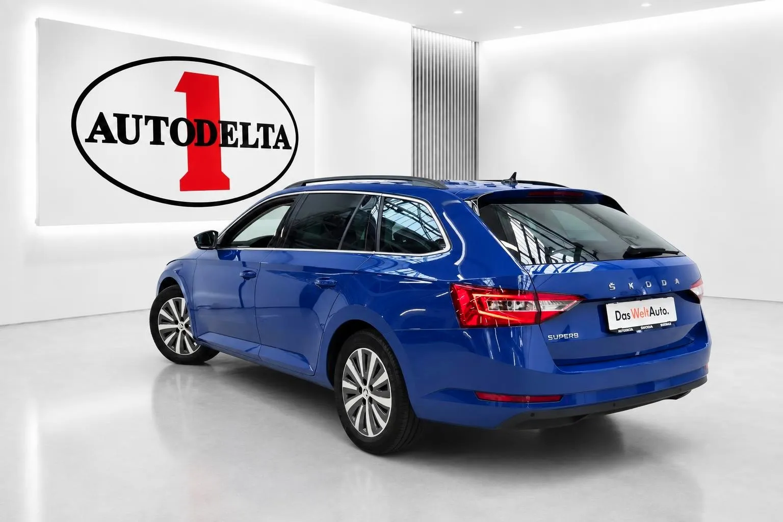 Zunanja slika - Škoda Superb - Combi 2.0 TDI Ambition DSG - 4