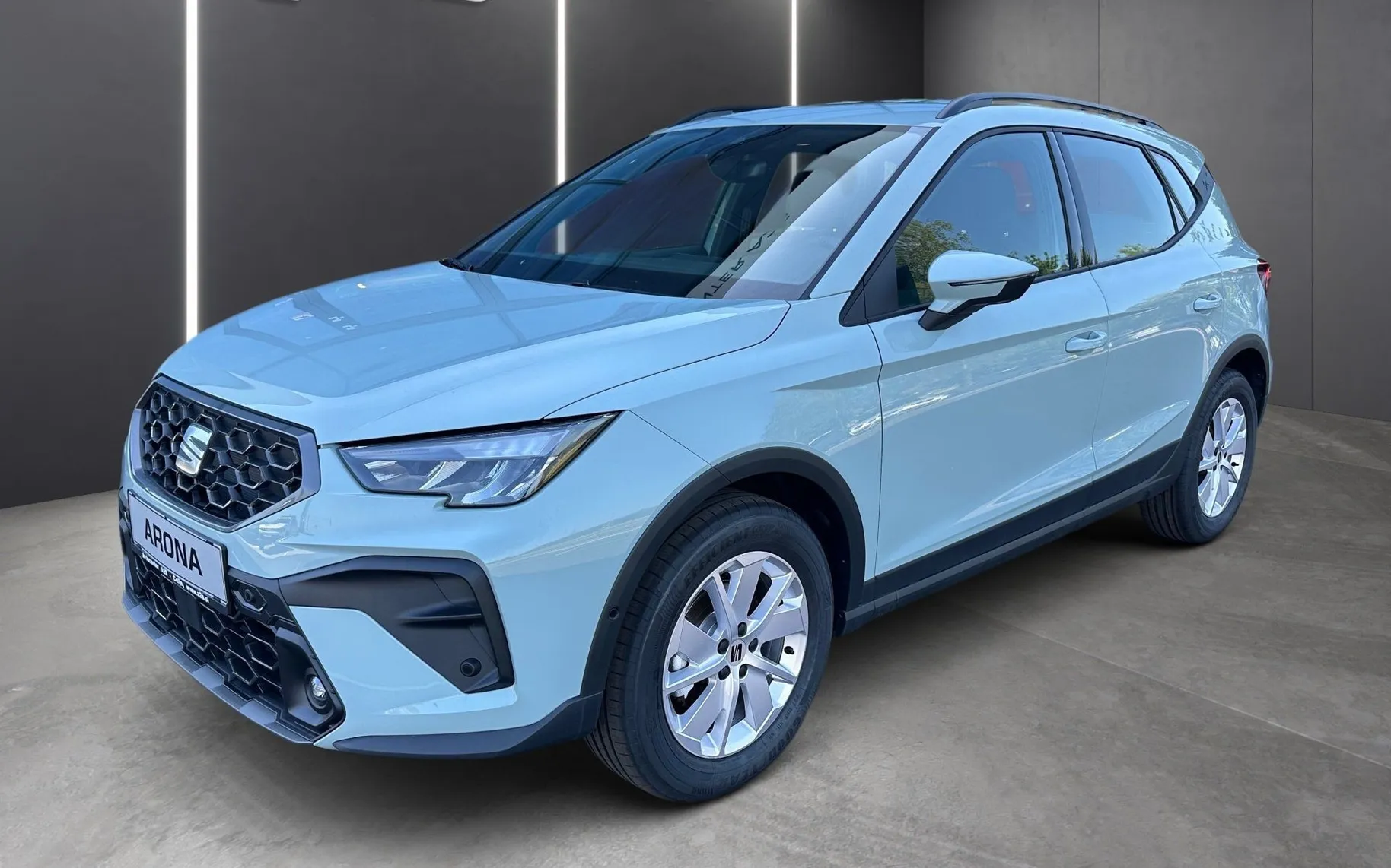 Zunanja slika - Seat Arona - 1.0 Eco TSI Style... - 1